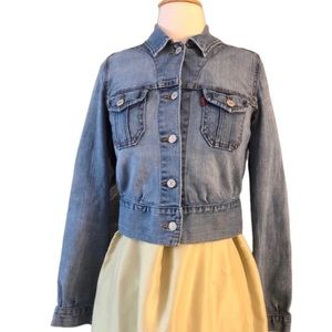 Y2K Levi’s Medium Wash Trucker Jacket, Waist Length, XS